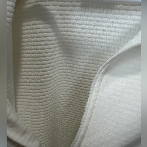 Columbia Women’s Quarter Zip White Sweater Medium - Picture 9 of 9